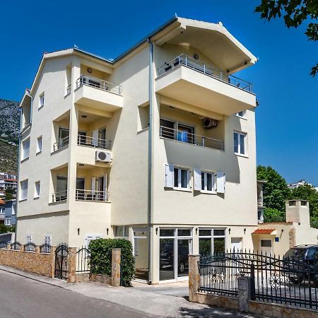 Apartments Mijo Дуги Рат Екстериор снимка