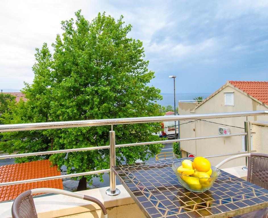 Apartments Mijo Дуги Рат Стая снимка