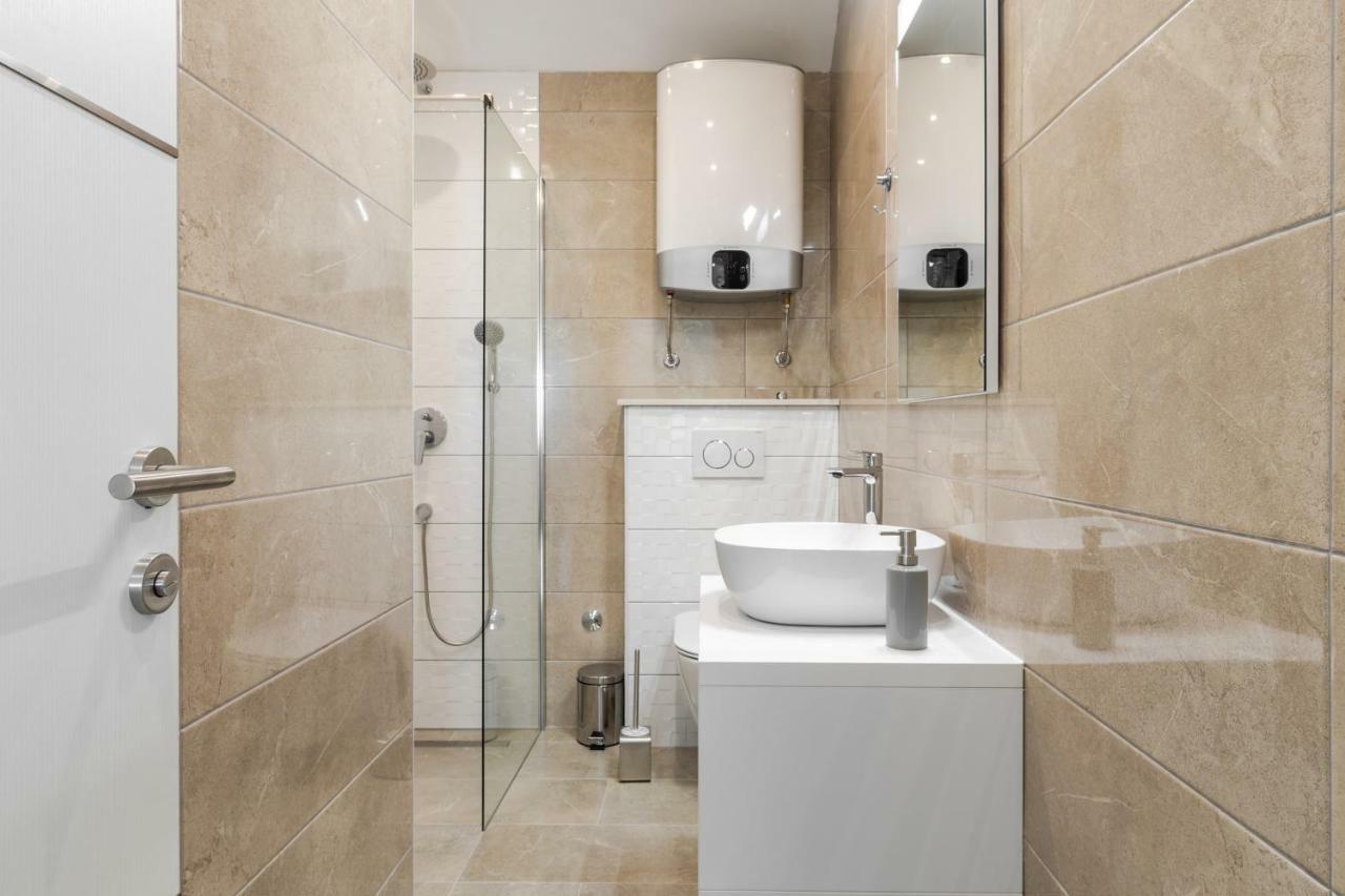 Apartments Mijo Дуги Рат Екстериор снимка