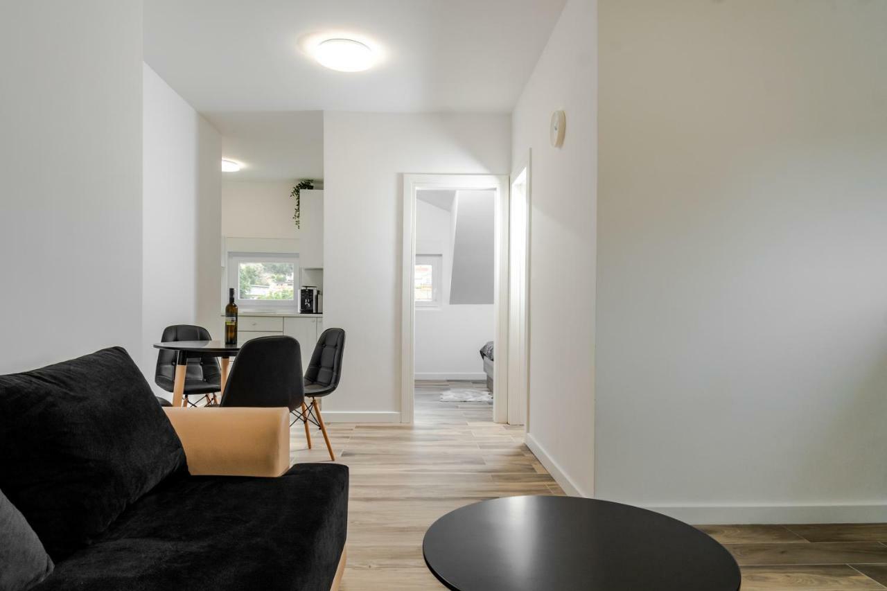Apartments Mijo Дуги Рат Екстериор снимка