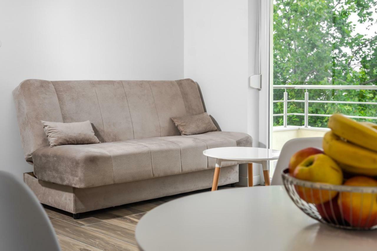 Apartments Mijo Дуги Рат Екстериор снимка