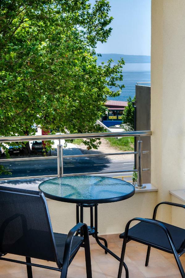 Apartments Mijo Дуги Рат Екстериор снимка