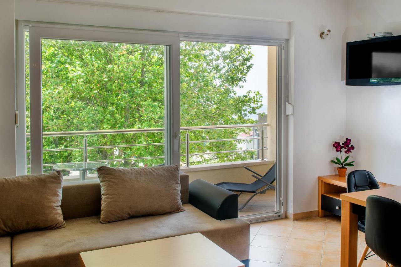 Apartments Mijo Дуги Рат Екстериор снимка